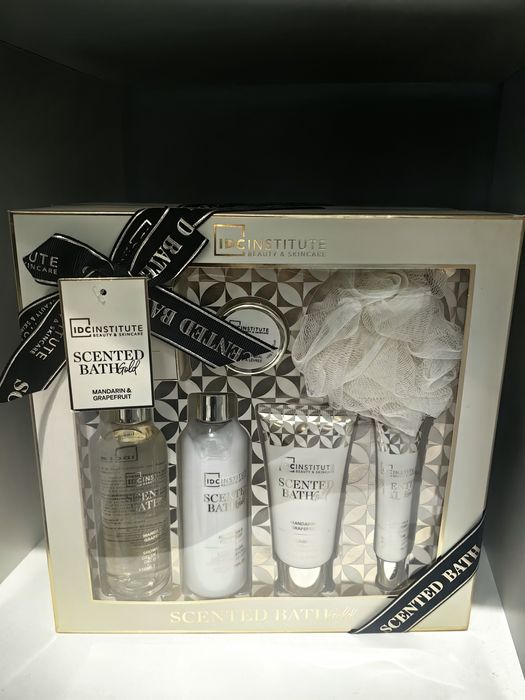 Seturi cadou IDC institute