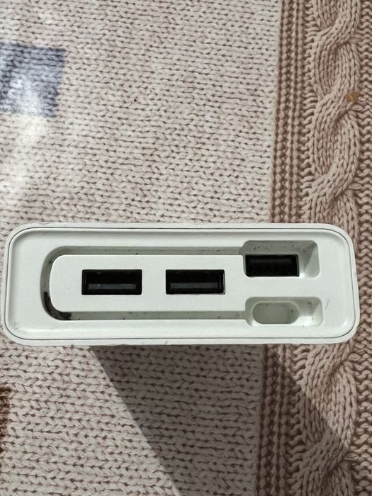 Baterie externa 20100 mAh