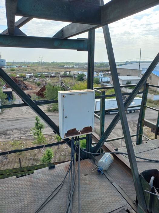 Продам кран козловой