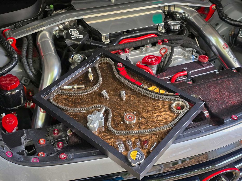 3D картина с части от двигател в епоксидна смола