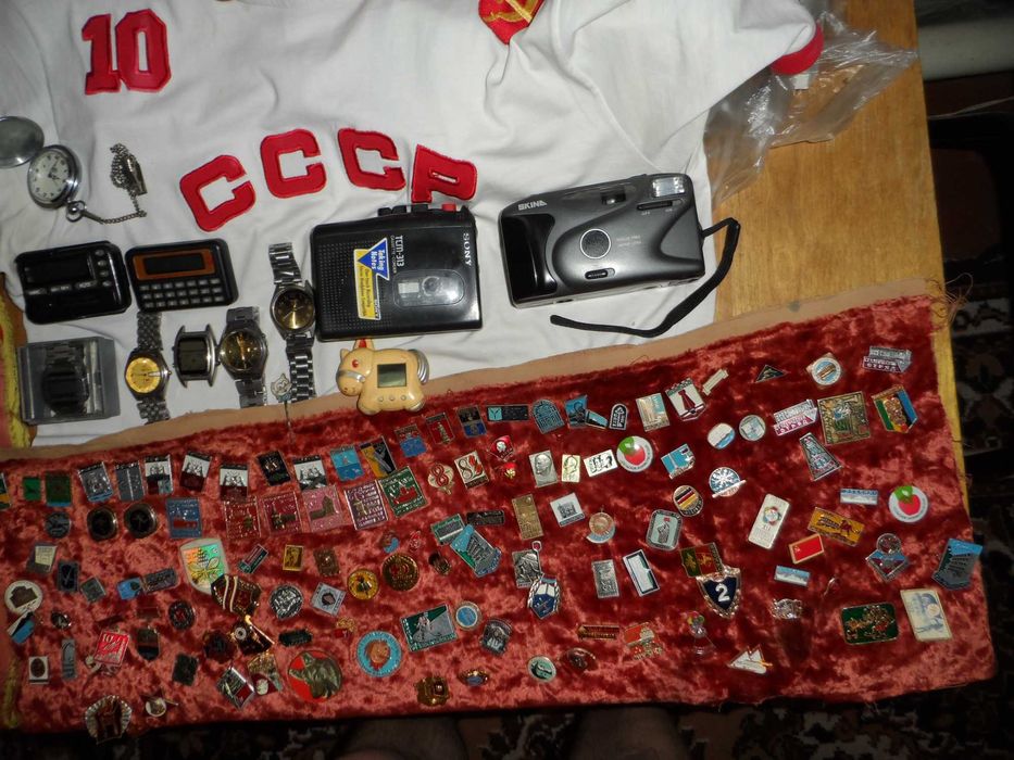 коллекция монет разных (+ значки)