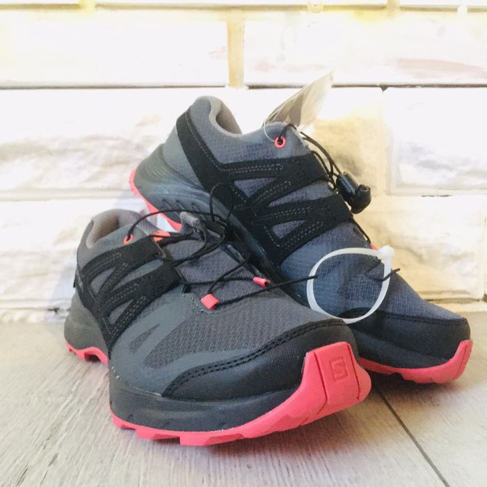 Дамски планински маратонки Salomon