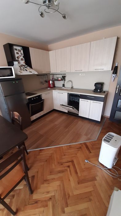 Дава се под наем Тристаен апартамент в Варна, Чайка - 70 кв.м за 510 € - Снимка #1