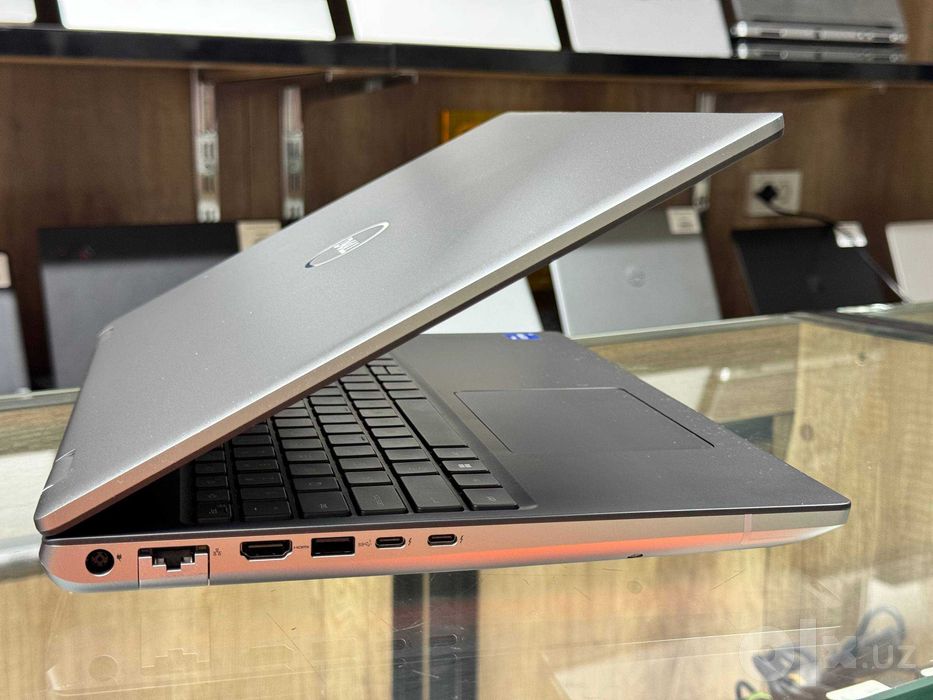 DELL Precision 7680 16" 4K OLED Core i7-13850HX RTX 5000 16Gb 32\1TB