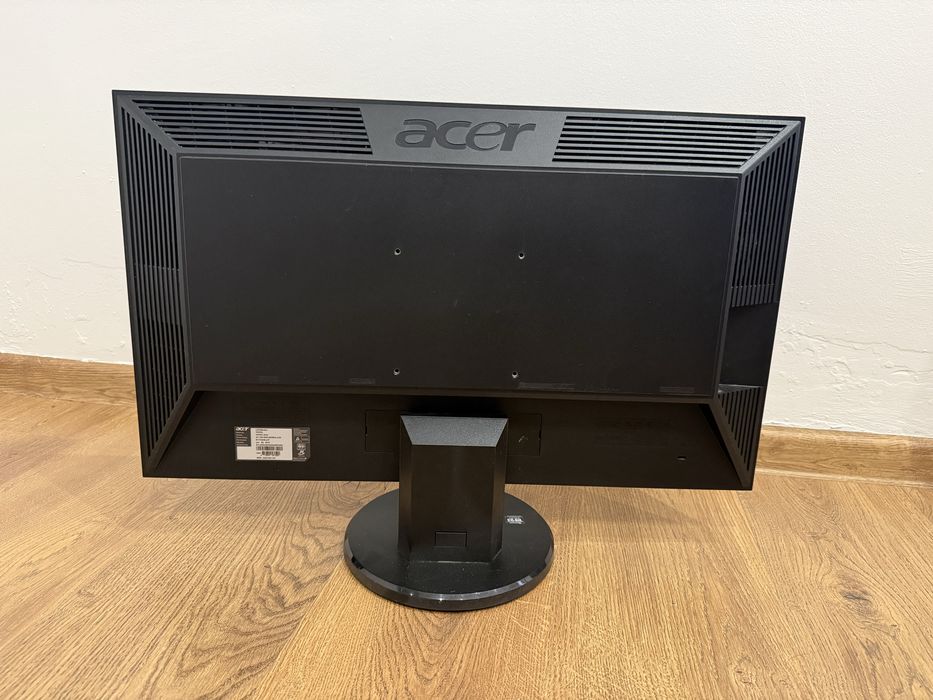 Acer V243HL – 24-инчов LCD монитор