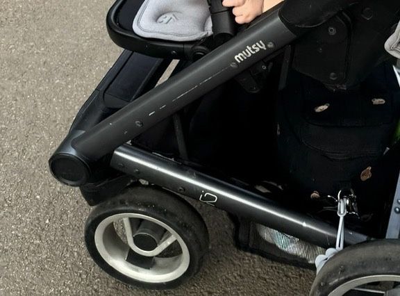 Cariucior 2 in 1 mutsy i2