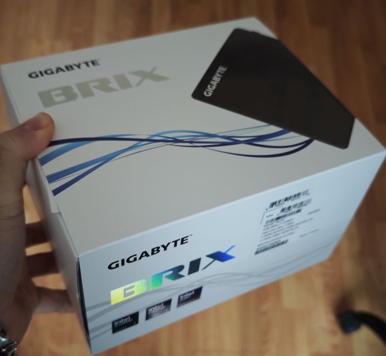 Mini PC gigabyte Core ultra 7 255h