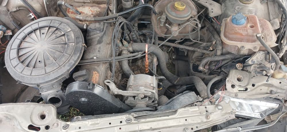 Audi 80 b3 на разбор целиком