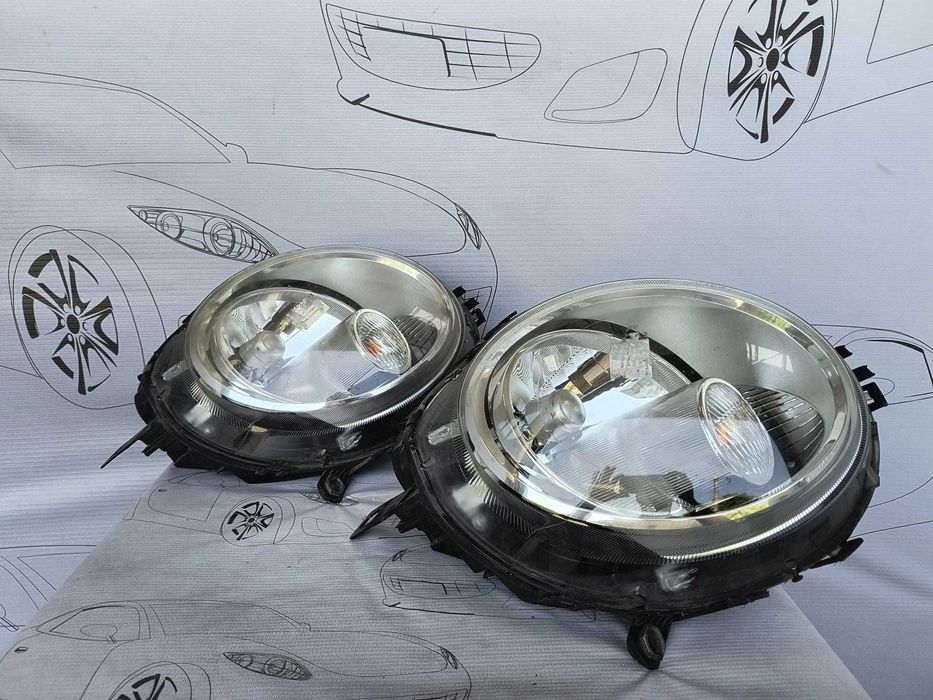 Far Dreapta Uk Halogen 2 BUC. Mini One / Cooper 2009 / 2006-2010 Cod OEM 0301225704 (1E1)