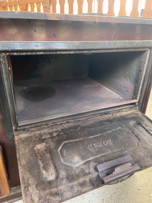 Печка на дърва  марка REKOR