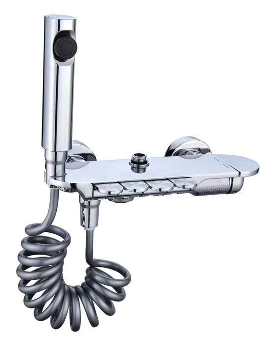 Смеситель для ванны