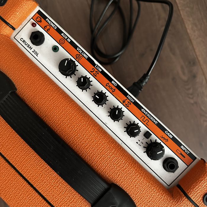 Китарно кубе Orange Crush 20L – 20W