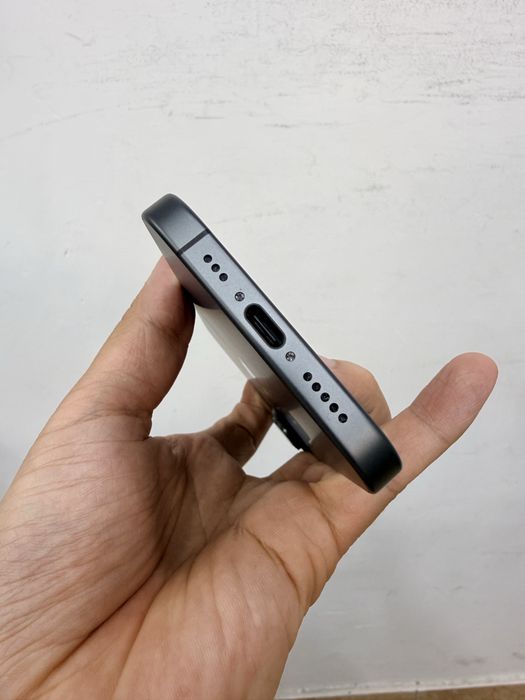 iPhone 17 Black 256 icloud
