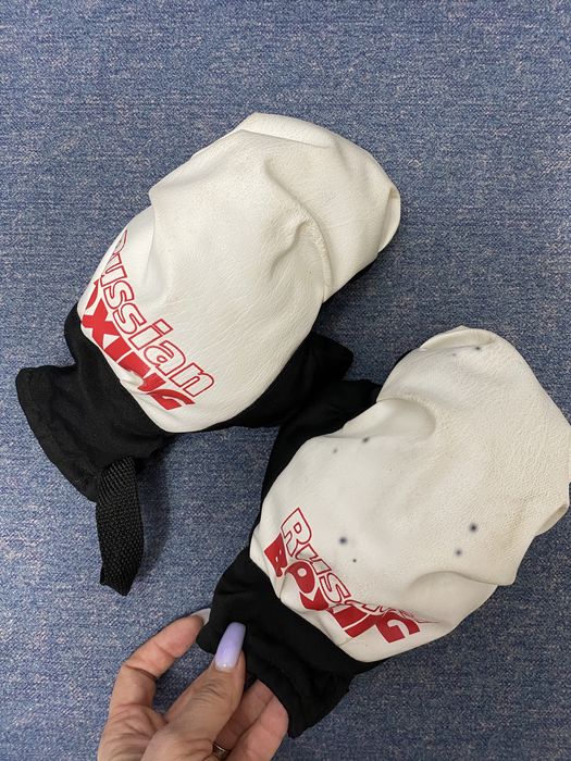 Шлем карате перчатки