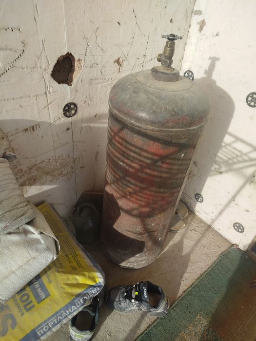 Газбалон сатылады.                .