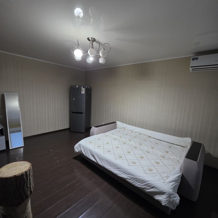 Сдам 2 х комн  центр