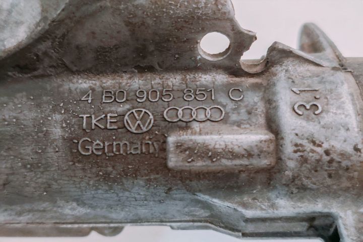 Contact Pornire  cu Cheie 4B0905851C Skoda Fabia 6Y (facelift) seria