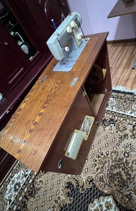 Швейная машинка Советская