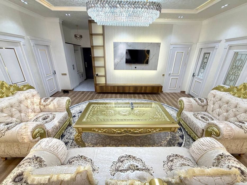 Lyuks 3-Xonali kvartira sotiladi.