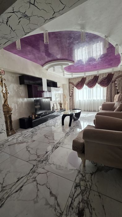 Apartament 3 Camere De Vânzare
