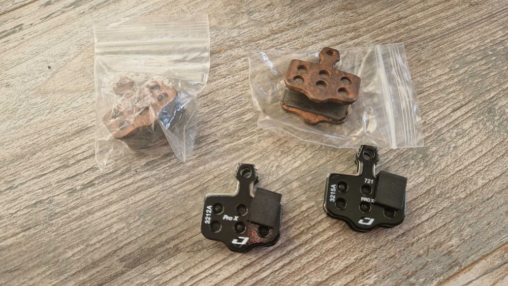 комплект спирачки Sram Level T + скоби Avid MatchMaker + накладки