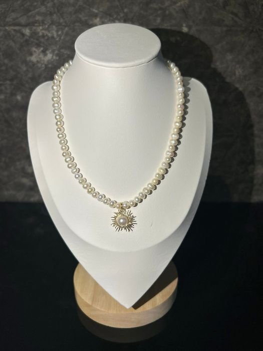 Colier perle cultura cu soare