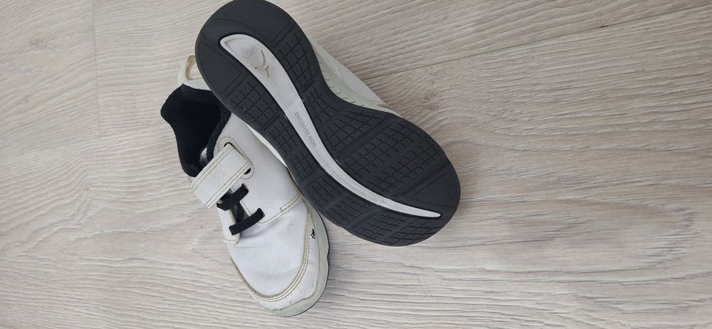 Incaltaminte sport culoare alb