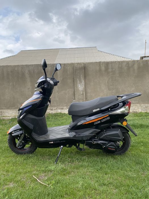 М8 мопед скутер сатылады 150куб