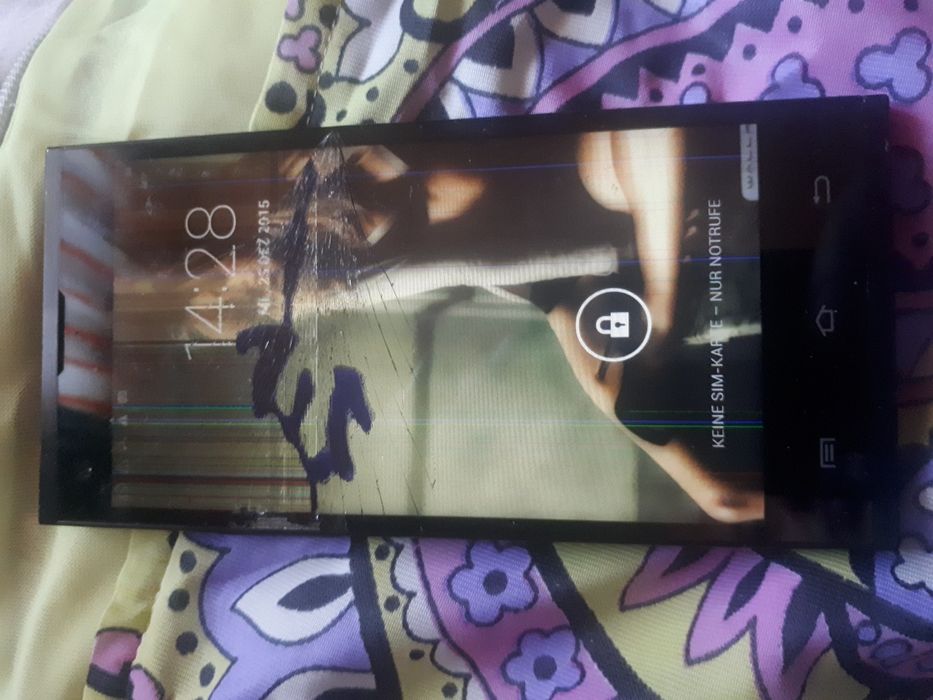 Piese THL spart ecran