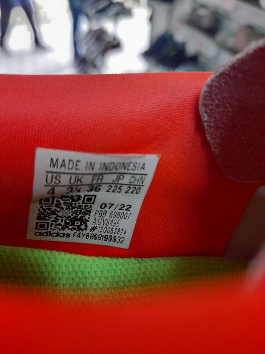 Стонажки adidas. Номер 36