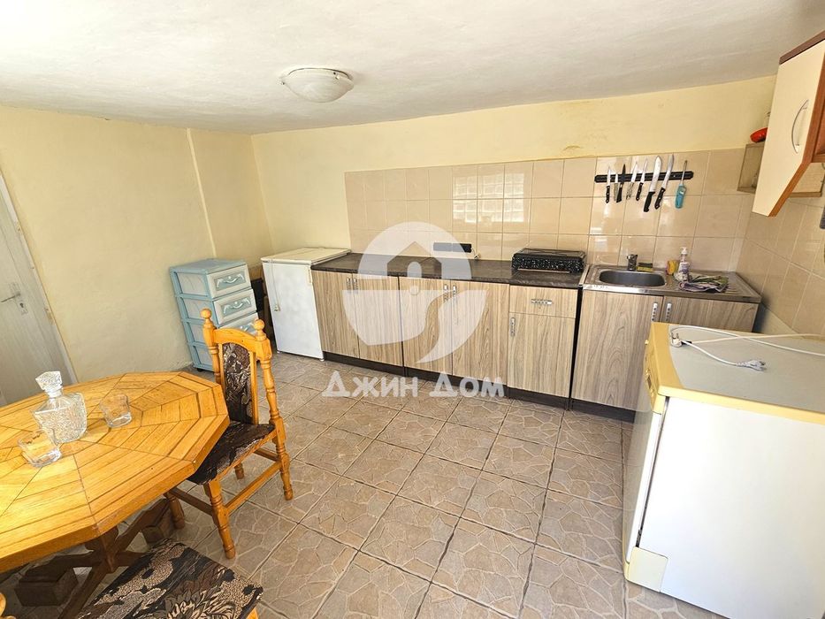 Продава се Къща в Камено - 188 кв.м за 1064 €/кв.м - Снимка #11