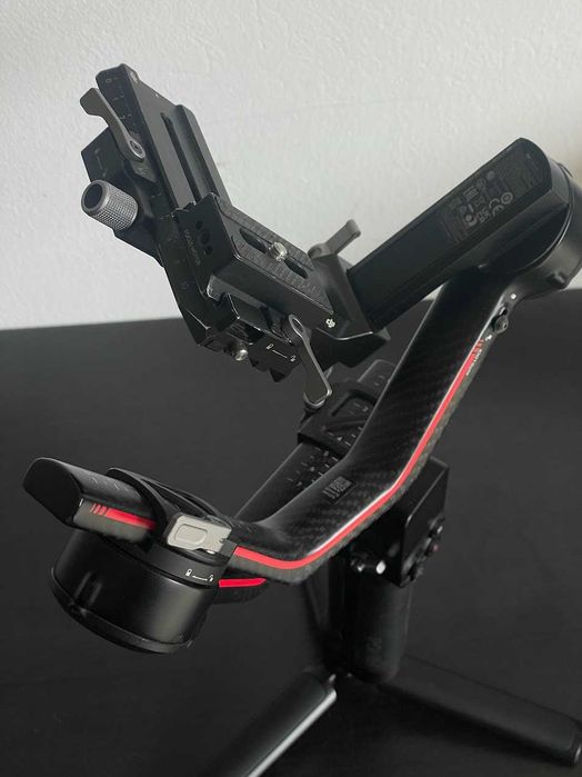 DJI RS 3 Pro Combo Stabilizator Gimbal