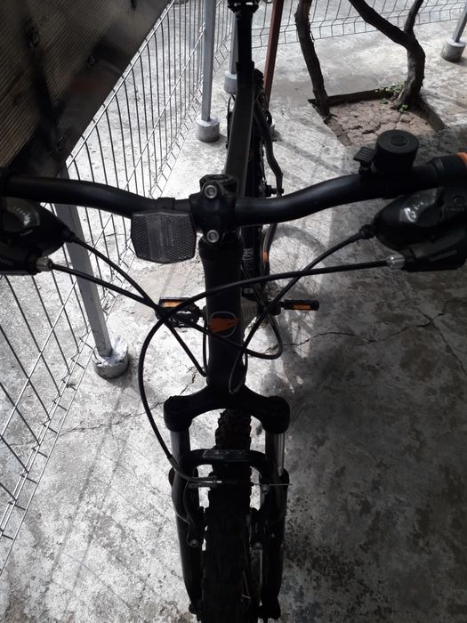 Vand bicicleta de adult.