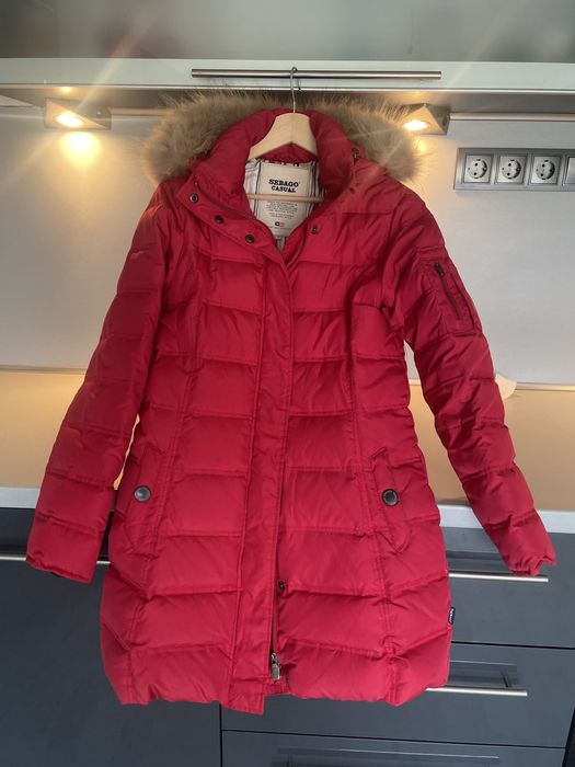 яке за зимата с естествена кожа на  качулката 80% пух 20% пера