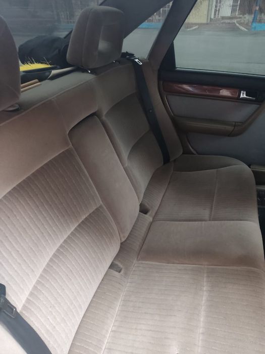 Продам Ауди 100 с4