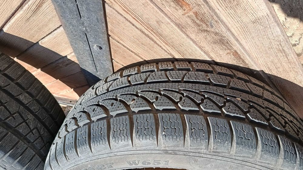 Зимни гуми 205/55 R16 - 80 €