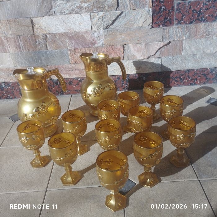 Chinni Serviz idishlar