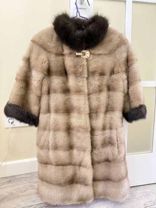 Продам Норковую шубу