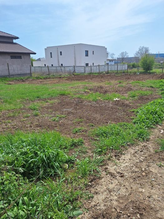 Teren de vânzare mangalia