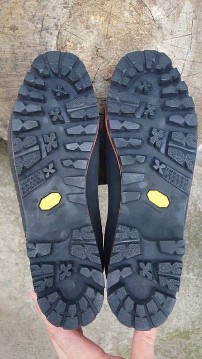 Ботинки LaSportiva Nepal Cube