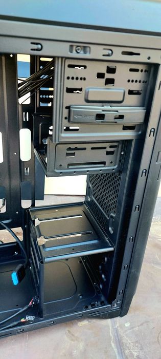 Корпус Thermaltake для ПК