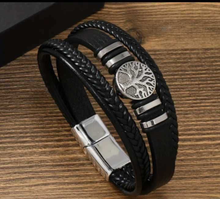 Стилни и елегантни мъжки гривни, различни видове