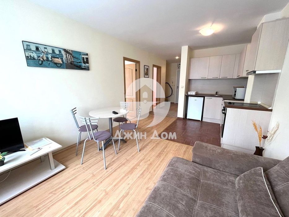 Продава се Тристаен апартамент в к.к. Слънчев бряг - 78 кв.м за 850 €/кв.м - Снимка #1