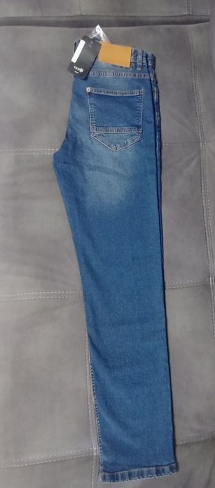 Джинсы новые стрейч