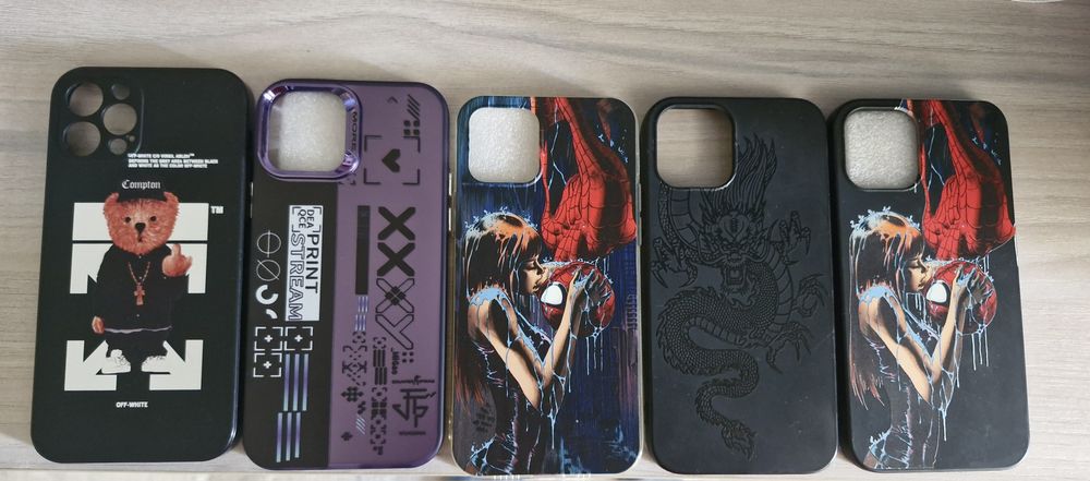 Чехлы на IPhone 12 Pro