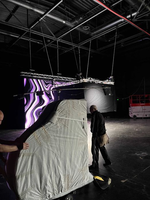 Нов бял роял под наем за всякакви културни събития от магазин Мелодия