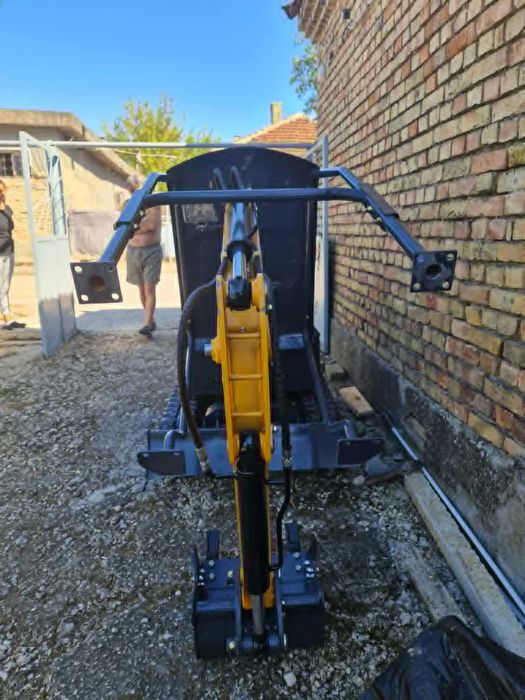 Багер YT1.2 с кофа и гребло