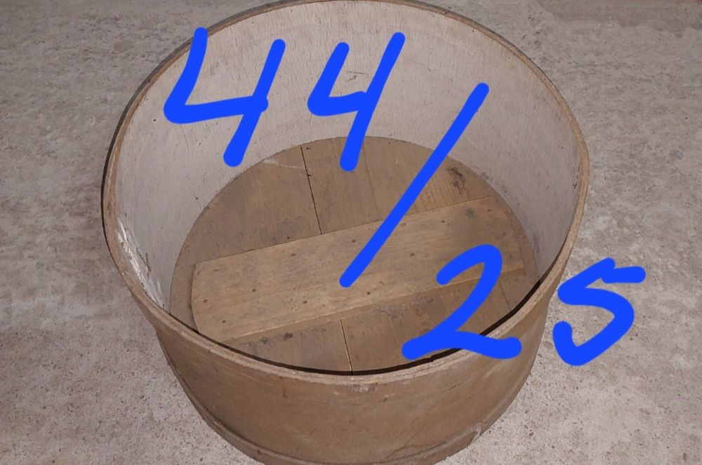 Много стара дървена крина(шиник)