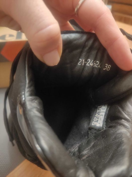 Боти от естествена кожа