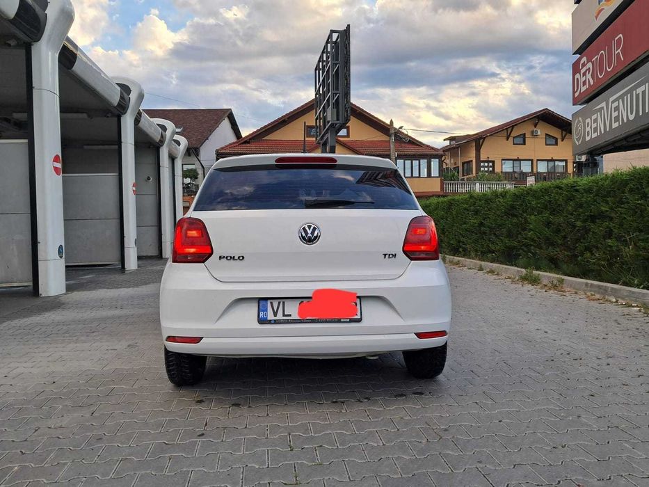VOLKSWAGEN Polo 2016 — imagine 3